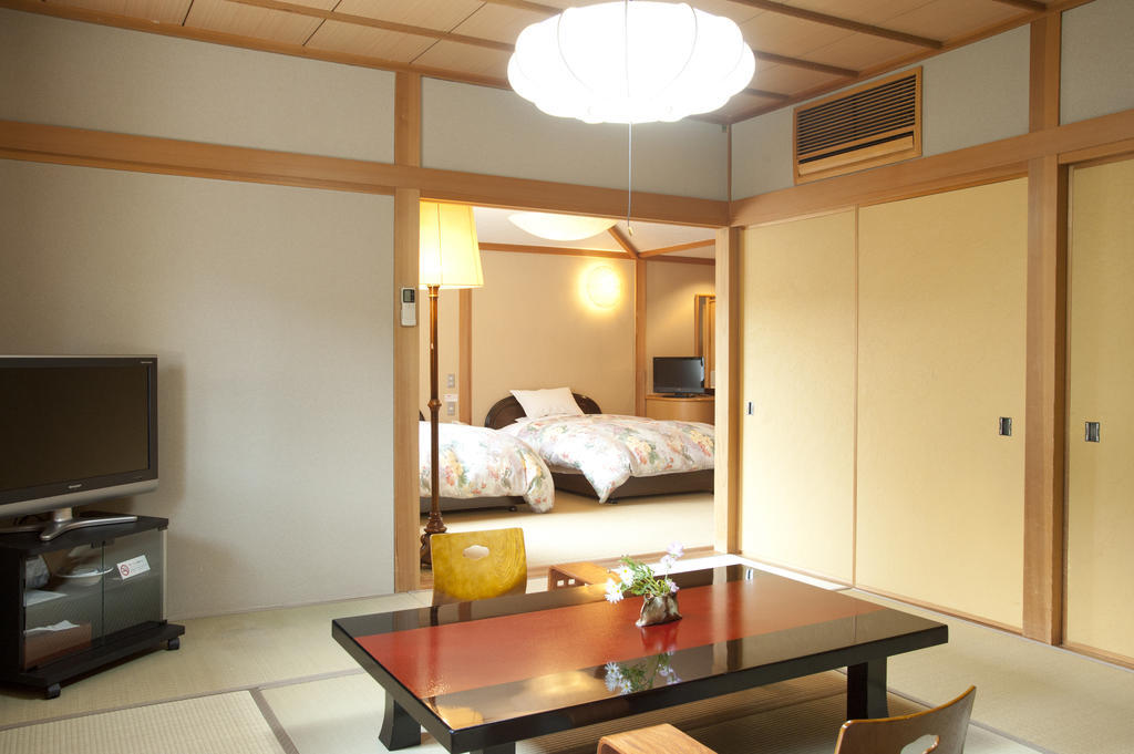 Hotel Ryotei Tanokura Jufu Exteriér fotografie
